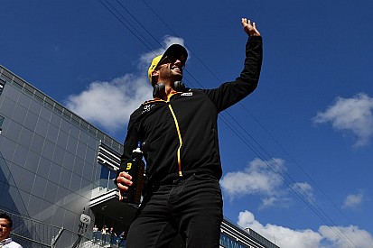 Ricciardo szerint még jól is jöhet a vasárnapi időmérő, csak nem szereti a szakét