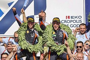 WRC Acrópolis Rally: Neuville gana en un 1-2-3 histórico de Hyundai