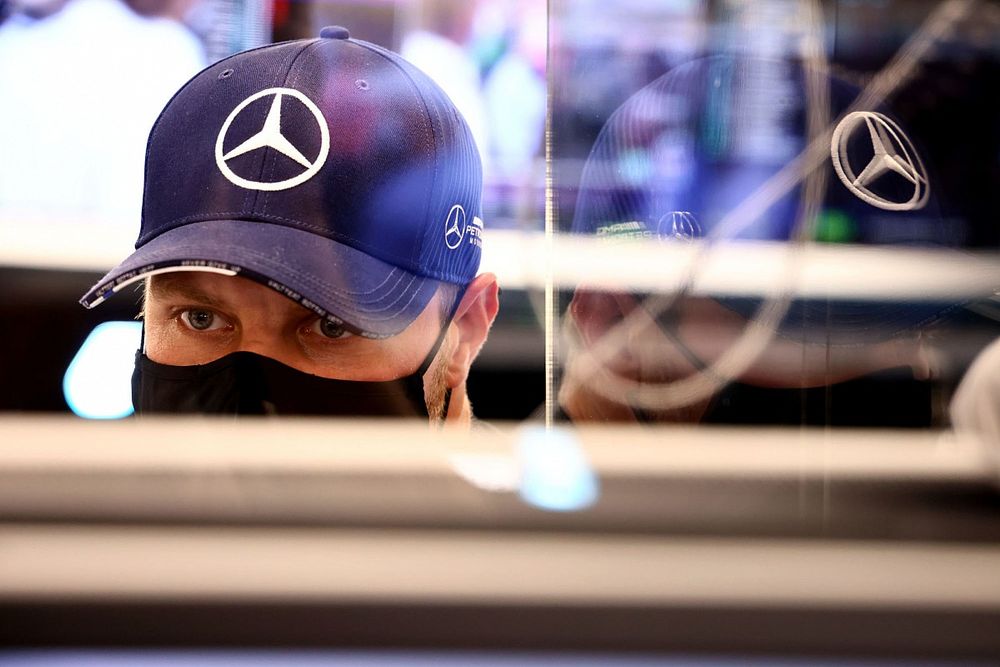 Боттас: Авария не повлияет на переговоры с Mercedes