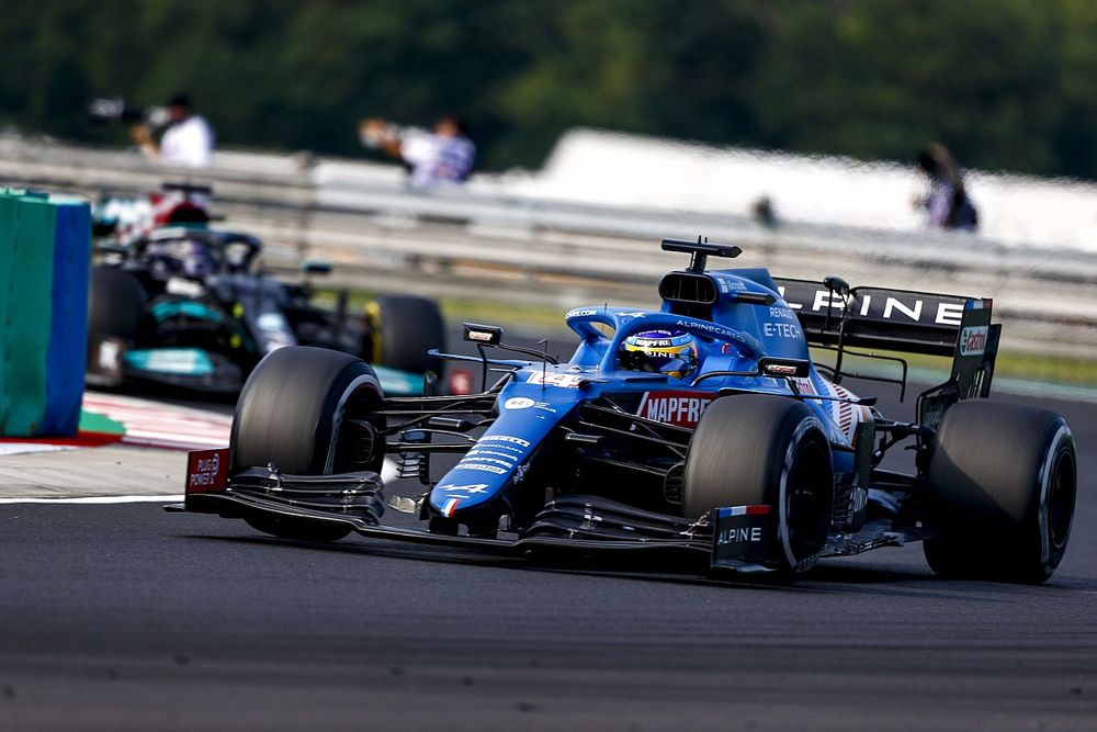 Why Alonso believes he would beat his younger self "with one hand"