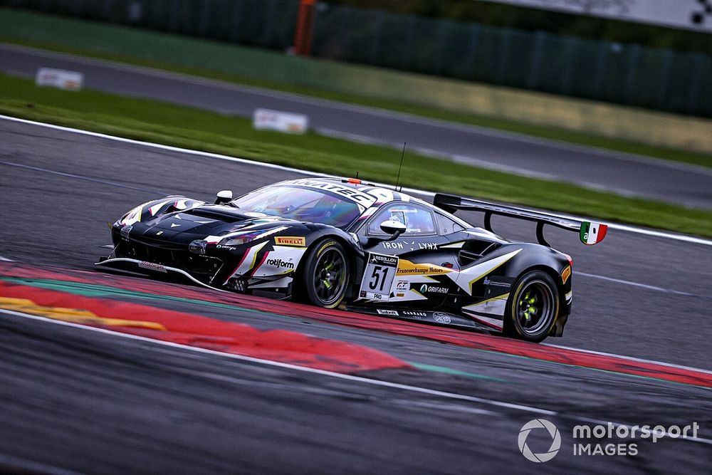 Spa, 15a Ora: Ferrari-Iron Lynx allunga, rimonta Audi-WRT