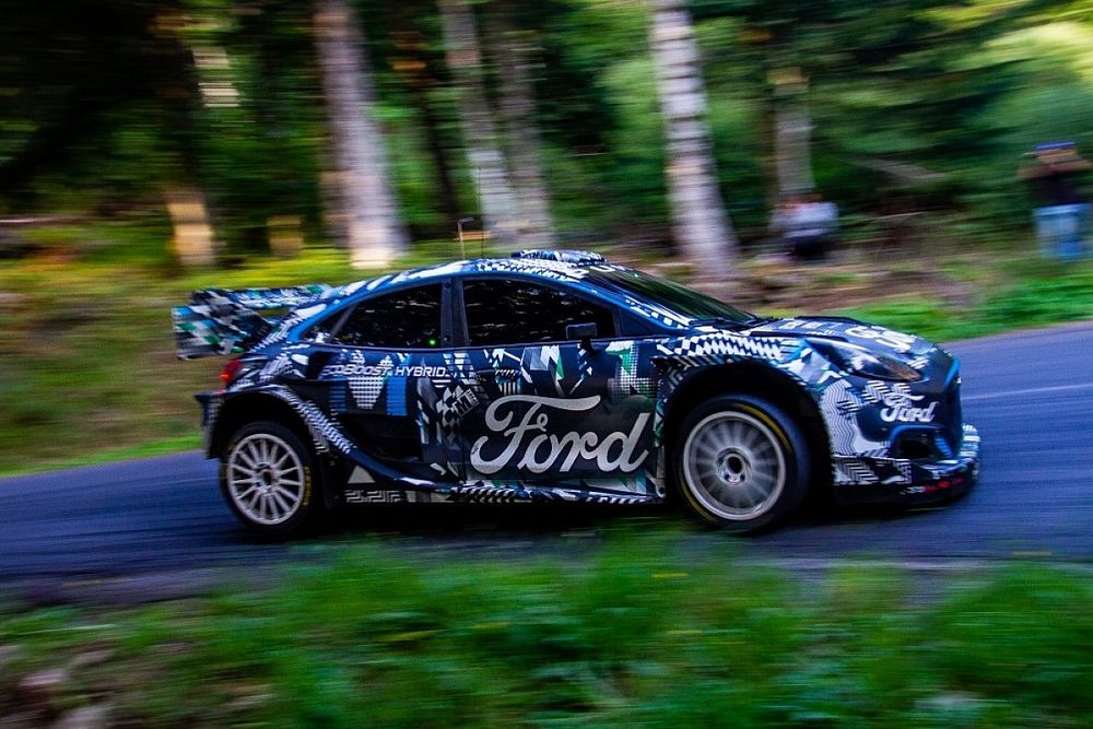 Леб протестировал гибридный Ford 2022 года. Для чего?