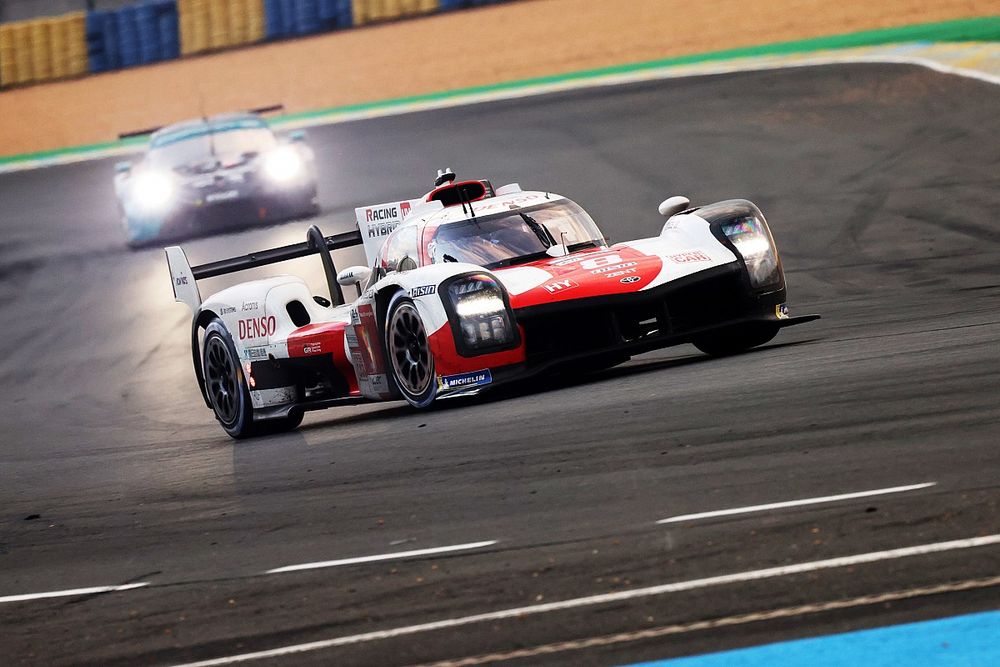 #8 Toyota Gazoo Racing Toyota GR010 - Hybrid Hypercar, Sebastien Buemi, Kazuki Nakajima, Brendon Hartley 