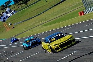 Gama celebra vitória na estreia pela GT Sprint Race no Velocitta