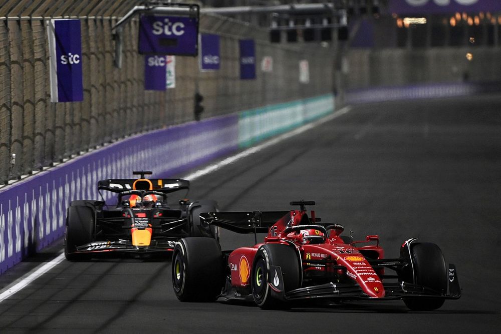 Charles Leclerc, Ferrari F1-75, Max Verstappen, Red Bull Racing RB18