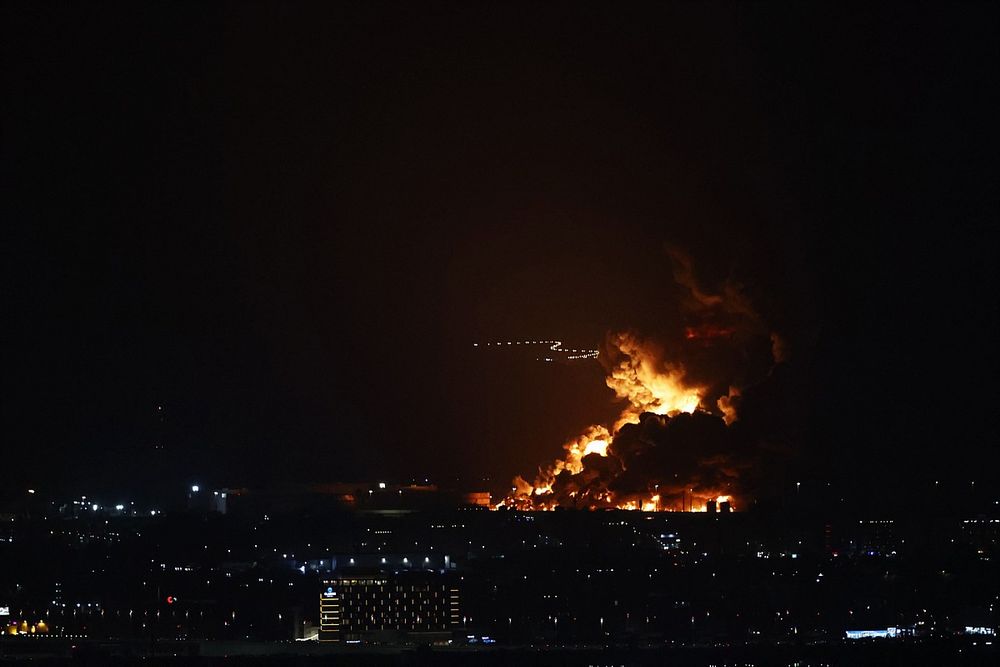 A fire in Jeddah beyond the circuit