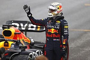 Verstappen logra la pole en Canadá y Pérez choca en la Q2