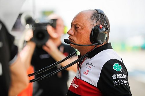 Vasseur anuncia su marcha de Alfa Romeo y ficha por Ferrari