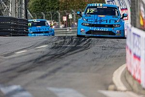 Уррутья и Хафф добились побед на португальском этапе WTCR