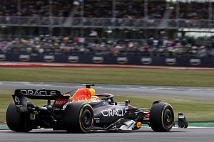 Verstappen zevende na schade: “Hele linkerkant van de vloer was weg”