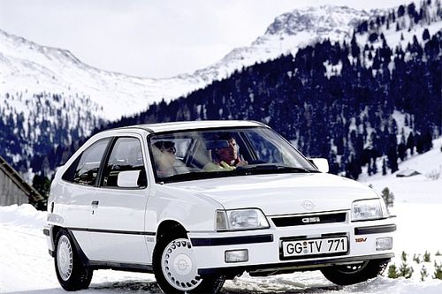 Opel, le sportive di ieri e di oggi da GSi a GSe