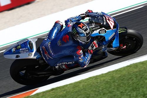 Épico Rins; campeón Bagnaia