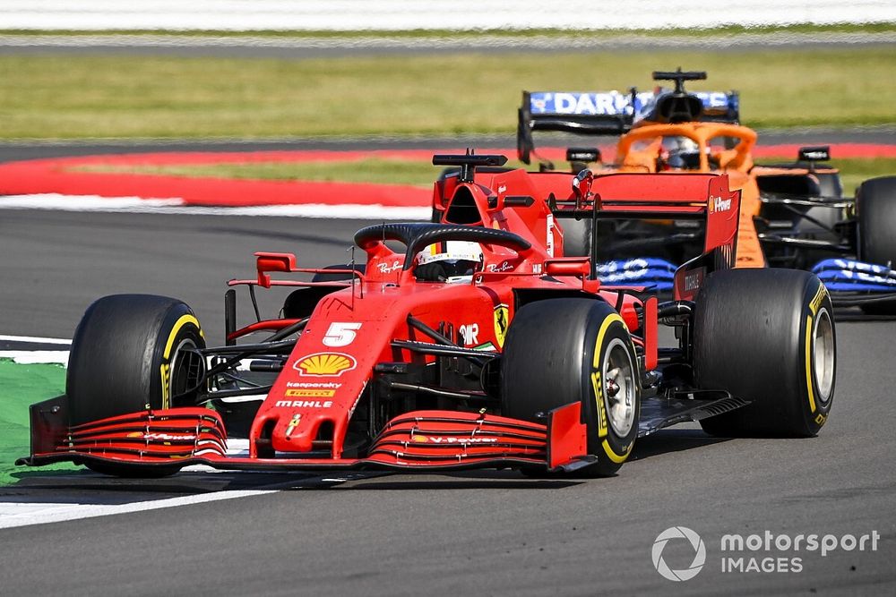 Sebastian Vettel, Ferrari SF1000, Carlos Sainz Jr., McLaren MCL35