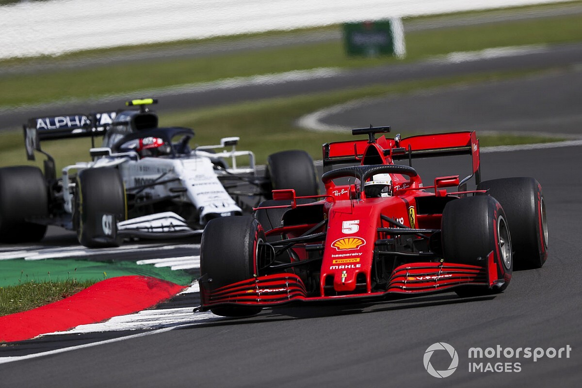 Amikor egy AlphaTauri előzi a Ferrarit: Gasly nem kegyelmezett Vettelnek (videó)