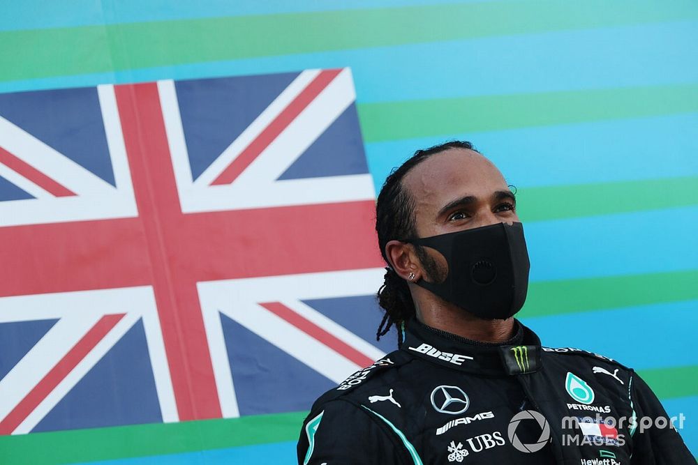 Hamilton y el reto mental ante las medidas por COVID-19 en la F1