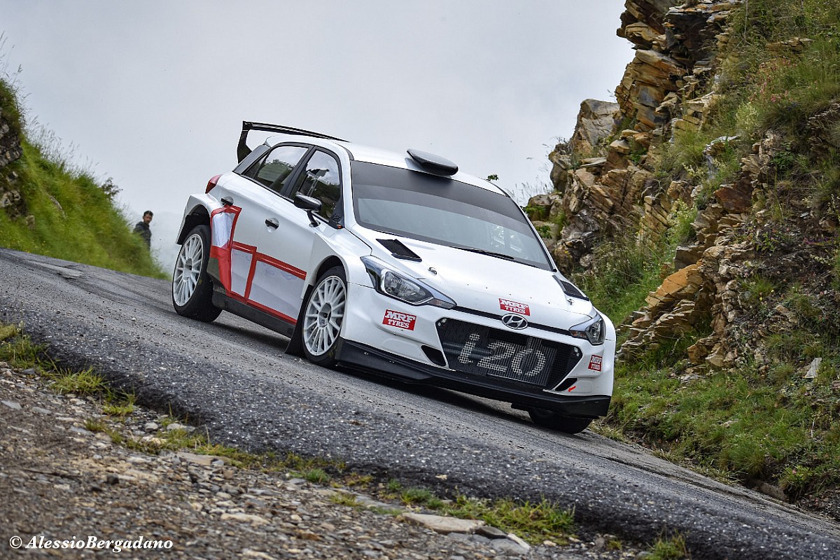 Breen sprawdzał opony MRF