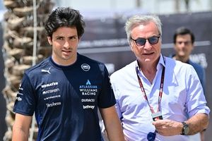 Carlos Sainz Jr dismisses conflict of interest claim in Sainz Sr's mooted FIA presidential bid
