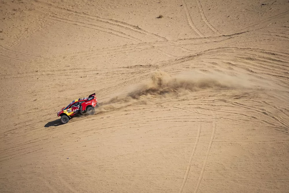 #211 Bahrain Raid Xtreme Prodrive: Sebastien Loeb, Fabian Lurquin