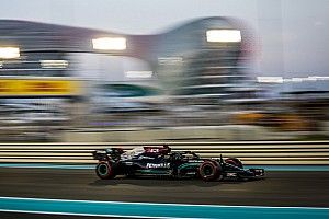 Kecepatan Mercedes W12 Belum Memuaskan