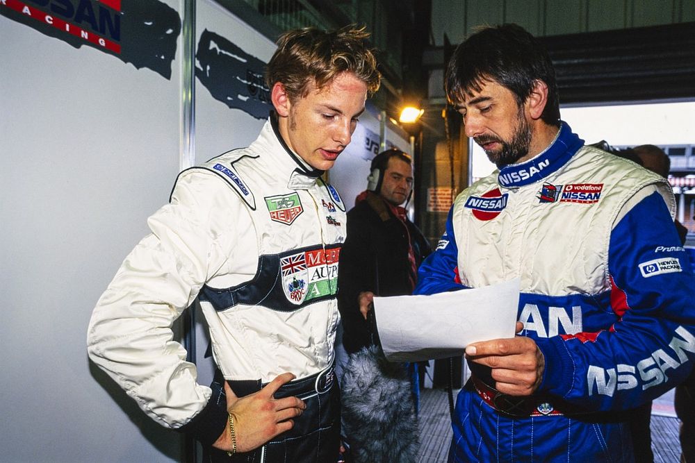 The 'no-win' job vital to the young driver Awards test