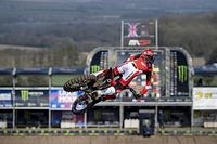 MXGP Groot-Brittannië: Gajser ondanks crash naar GP-zege