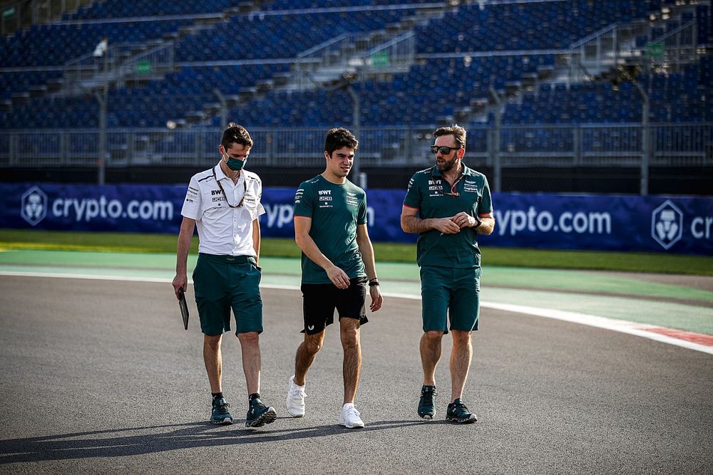 Lance Stroll, Aston Martin walks the track 