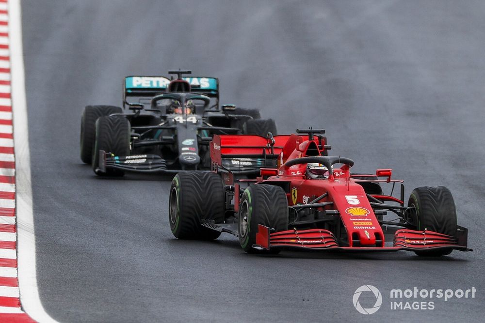 Sebastian Vettel, Ferrari SF1000, Lewis Hamilton, Mercedes F1 W11