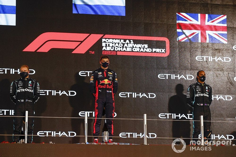 Valtteri Bottas, Mercedes-AMG F1, 2nd position, Max Verstappen, Red Bull Racing, 1st position, and Lewis Hamilton, Mercedes-AMG F1, 3rd position, on the podium