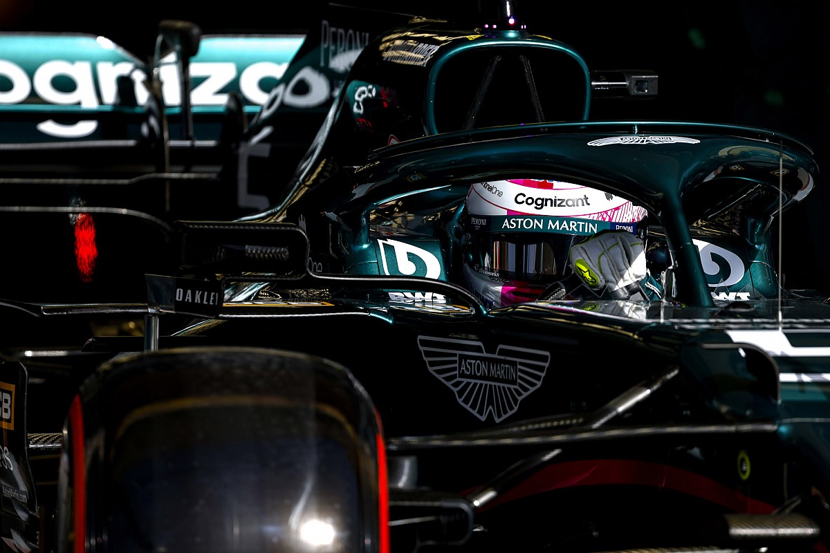 Vettel Masih Butuh Waktu Pahami Karakter AMR21