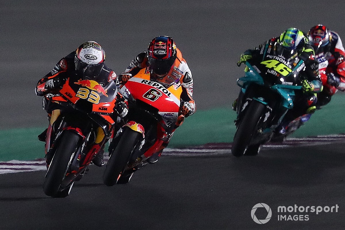 Rossi: “Hay pilotos como Binder que son duros; él te echa de pista”