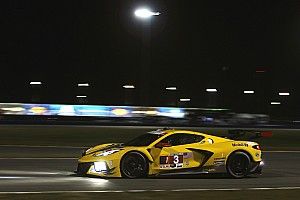 García sigue al frente después de ocho horas en Daytona