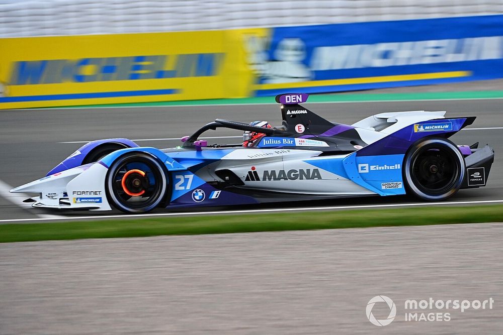 Valensiya E-Prix: Kuruyan pistte pole pozisyonu Dennis ve BMW'nin oldu