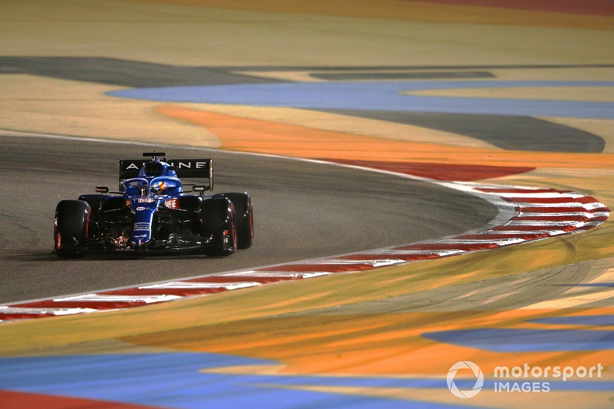 Alonso, tras la Q3 en Bahrein: "El objetivo son los puntos"