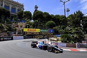 Guanyu Zhou s'impose dans les rues de Monaco