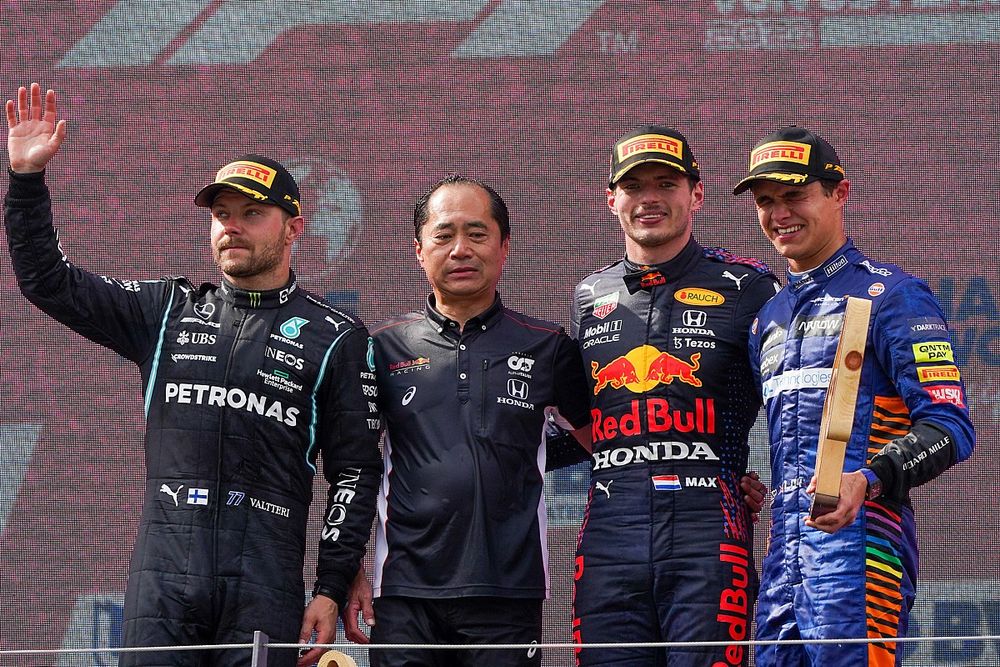 Avusturya GP: Verstappen ve Red Bull yine kazandı, Norris podyuma çıktı!