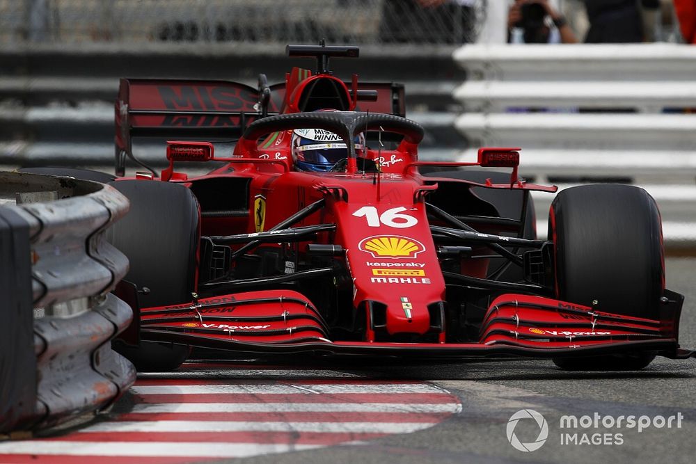 Ferrari, ilk inceleme sonrası Leclerc'in vites kutusunda "ciddi" bir hasar bulamadı!