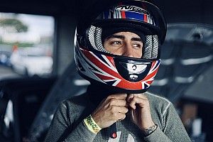 The unlikely motorsport missionaries promoting grassroots racing