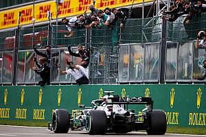Championnat - Hamilton et Mercedes s'envolent