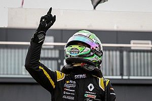 F-Renault Eurocup: Mais uma vitória de ponta a ponta de Collet e briga pelo título segue acirrada