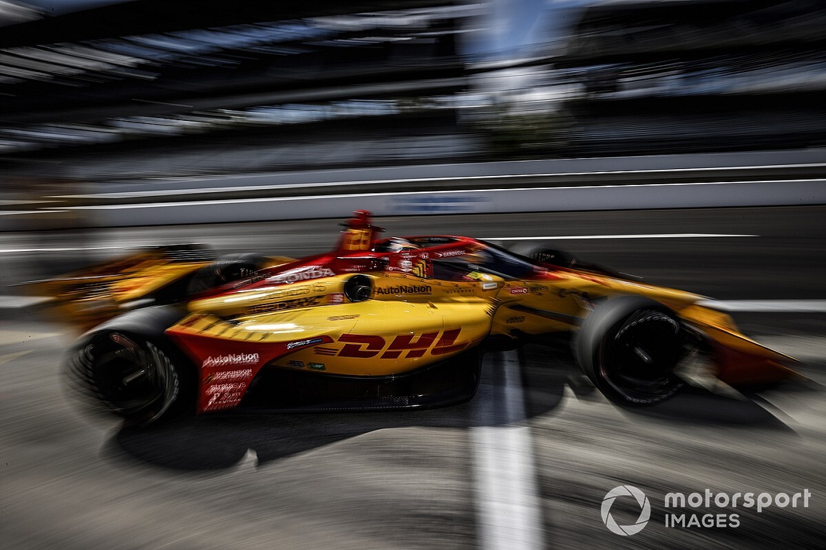 IndyCar tribute for WAU Supercars staff
