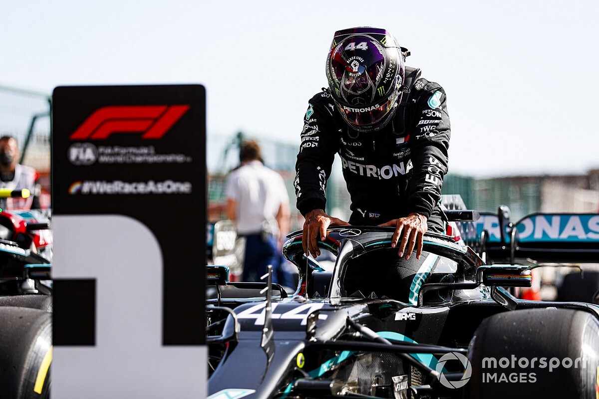 Portekiz GP: Hamilton, son saniye darbesi ile pole pozisyonunda!