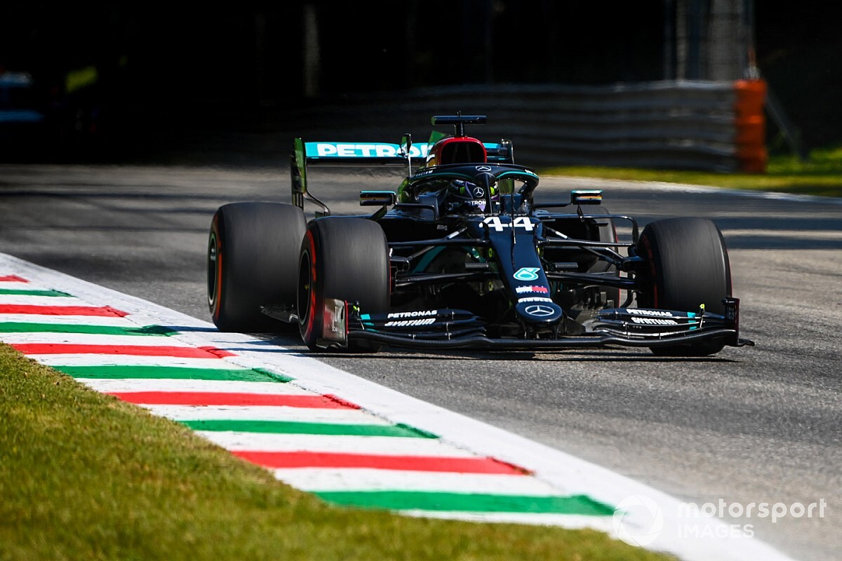 Hamilton: "Immagino già il caos all'ultima curva domani..."