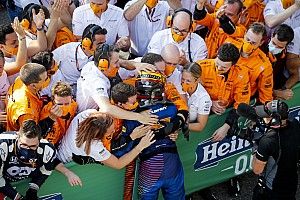 Sainz lamenta segundo lugar mas celebra bom ritmo na Itália: "Não acredito que tive a chance de lutar pela vitória"