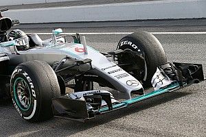 Mercedes to run new nose on third F1 test day