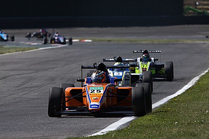 Maurico Baiz è il vincitore della finale di Adria davanti a Ye Yifei e Siebert