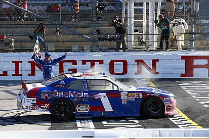 Sadler wins Xfinity race at Darlington: "This is for Dale Jr."