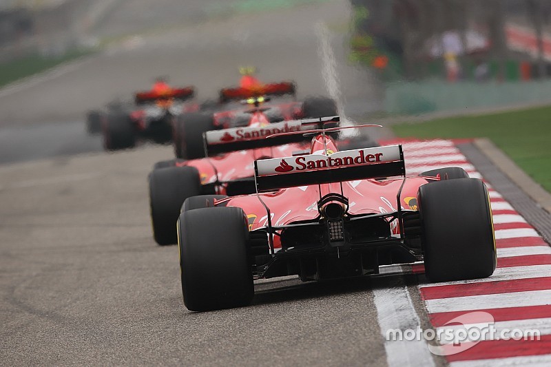 Így darálta be Vettel Raikkönent: megunta a dolgot!