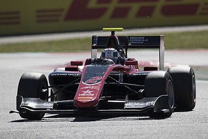 Barcelona GP3: Fukuzumi wins opener after Aitken failure
