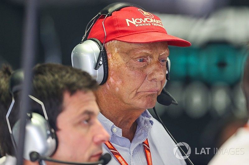 El rezo del "ateo" Niki Lauda para las victorias de Mercedes