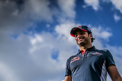 Сайнс поблагодарил Red Bull за свою карьеру в Ф1